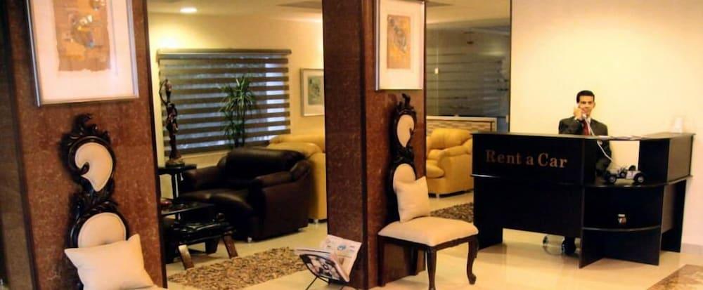 Renad Hotel Аман Екстериор снимка