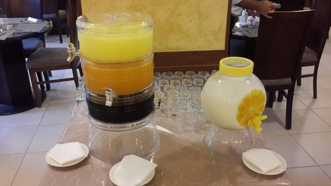 Renad Hotel Аман Екстериор снимка