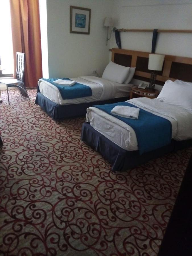 Renad Hotel Аман Екстериор снимка